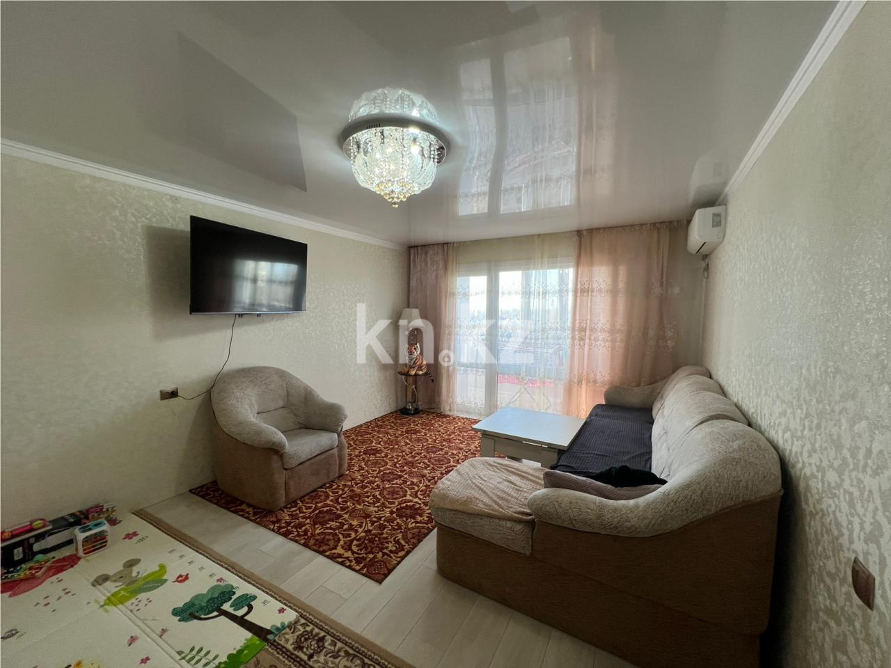 Продажа 3-комнатной квартиры, 61 м², ул. Ержанова, дом  42 - Продажа квартир в Караганде фото 1 из 14