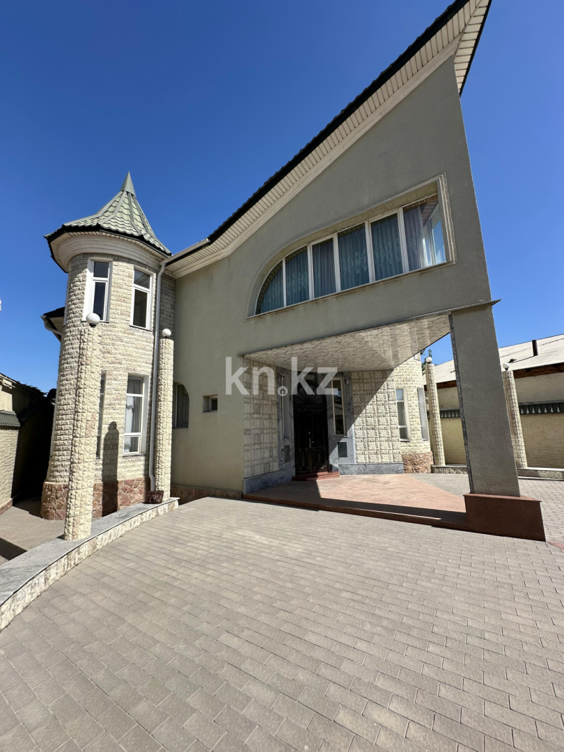 Продажа 8-комнатного дома, 360 м² - Продажа домов, коттеджей в Шымкенте - страница 2 фото 2 из 33