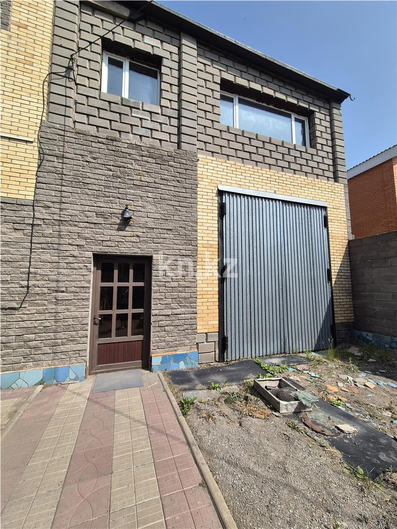 Продажа 5-комнатного дома, 220 м², ул. Клочкова - Продажа квартир в Темиртау фото 1 из 24