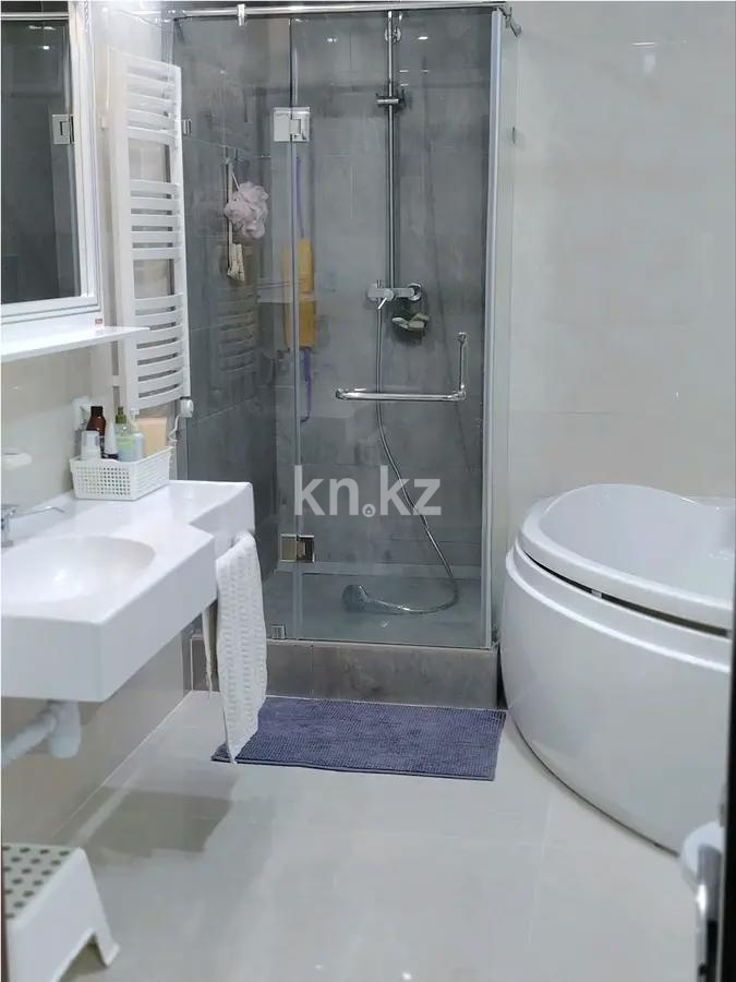 Продажа 3-комнатной квартиры, 123 м², ул. Мамбетова, дом  10 в Астане - фото 4