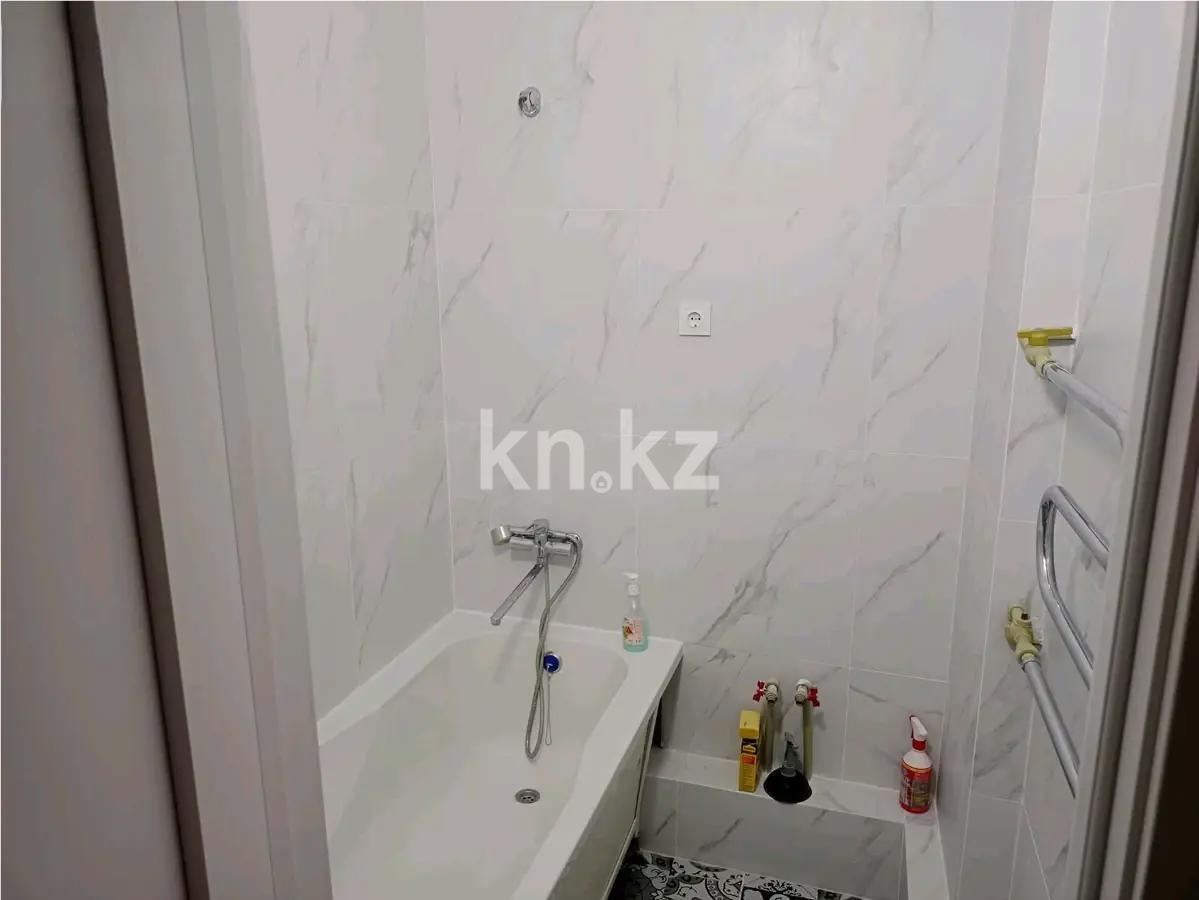 Продажа 3-комнатной квартиры, 90 м², ул. Куйши Дина, дом  25/1 в Астане - фото 5