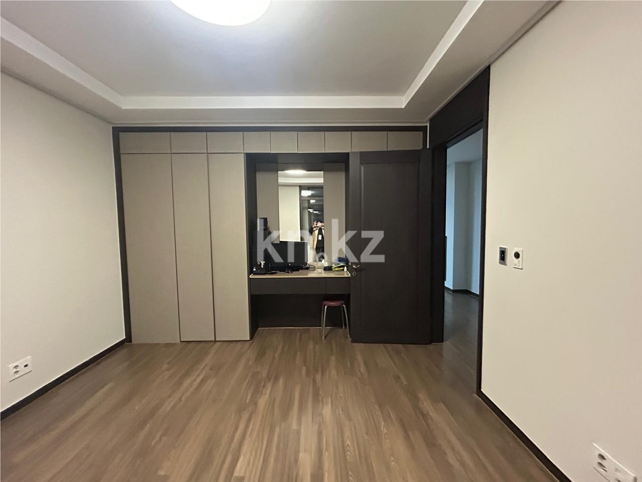 Продажа 4-комнатной квартиры, 128 м², пр. Кошкарбаева в Астане - фото 5
