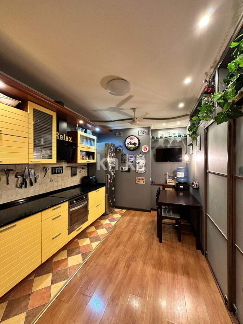 Продажа 3-комнатной квартиры, 67 м², ул. Сатпаева в Алматы - фото 3