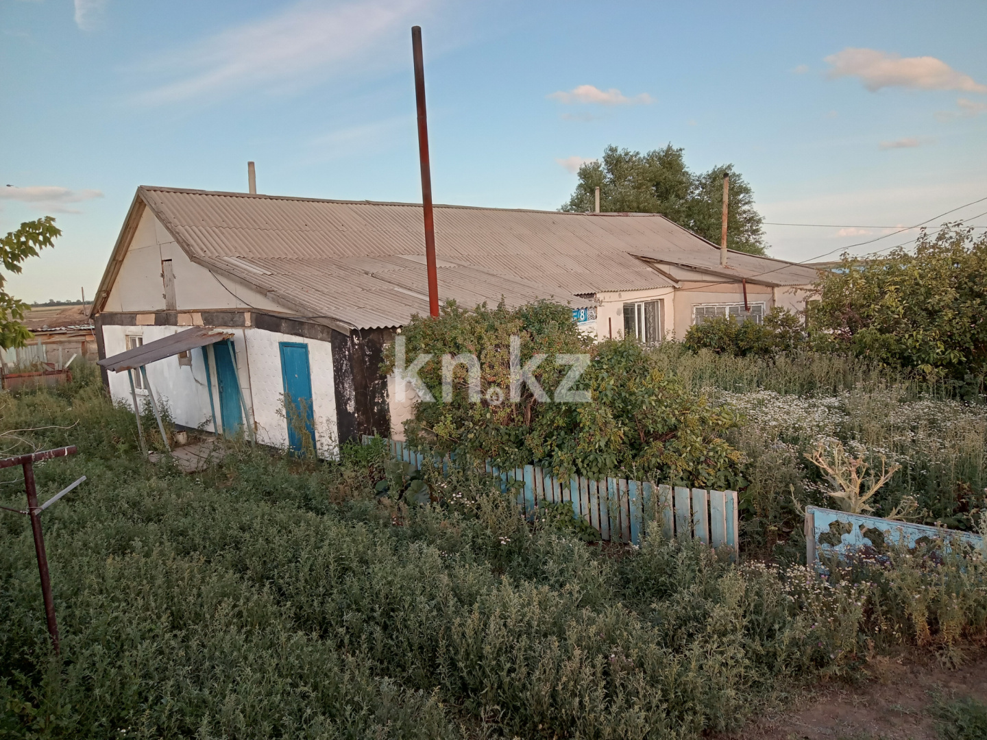 Продажа 5-комнатного дома, 50 м², Абая, дом  8 - Продажа домов, коттеджей в Акмолинской области фото 1 из 10