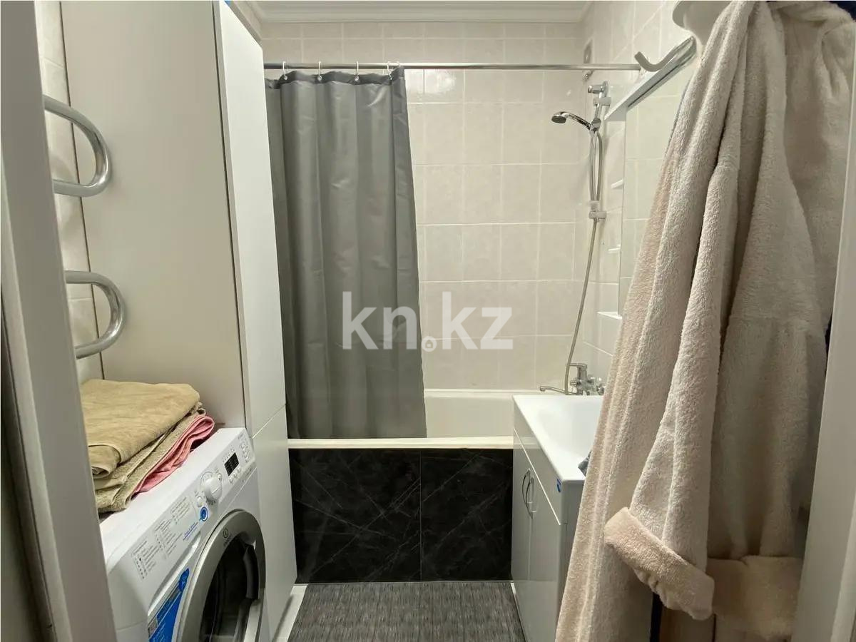 Продажа 3-комнатной квартиры, 63.5 м² в Алматы - фото 4