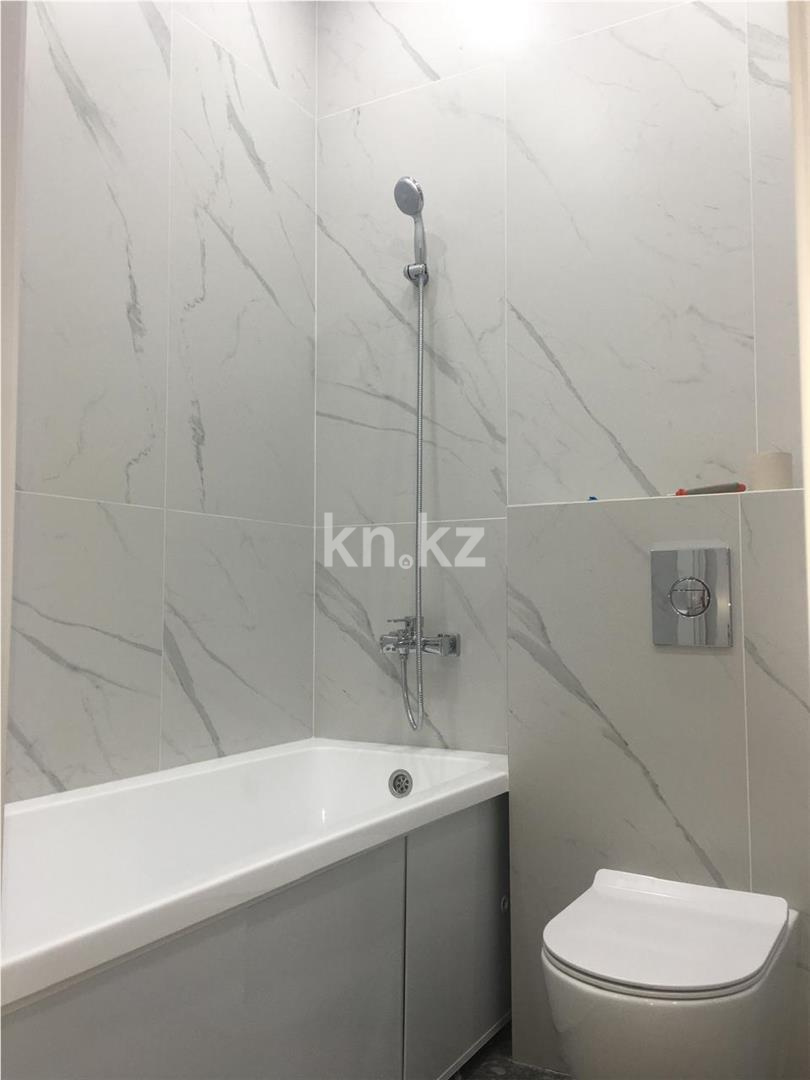 Продажа 1-комнатной квартиры, 44 м², 067 учетный квартал в Караганде - фото 9