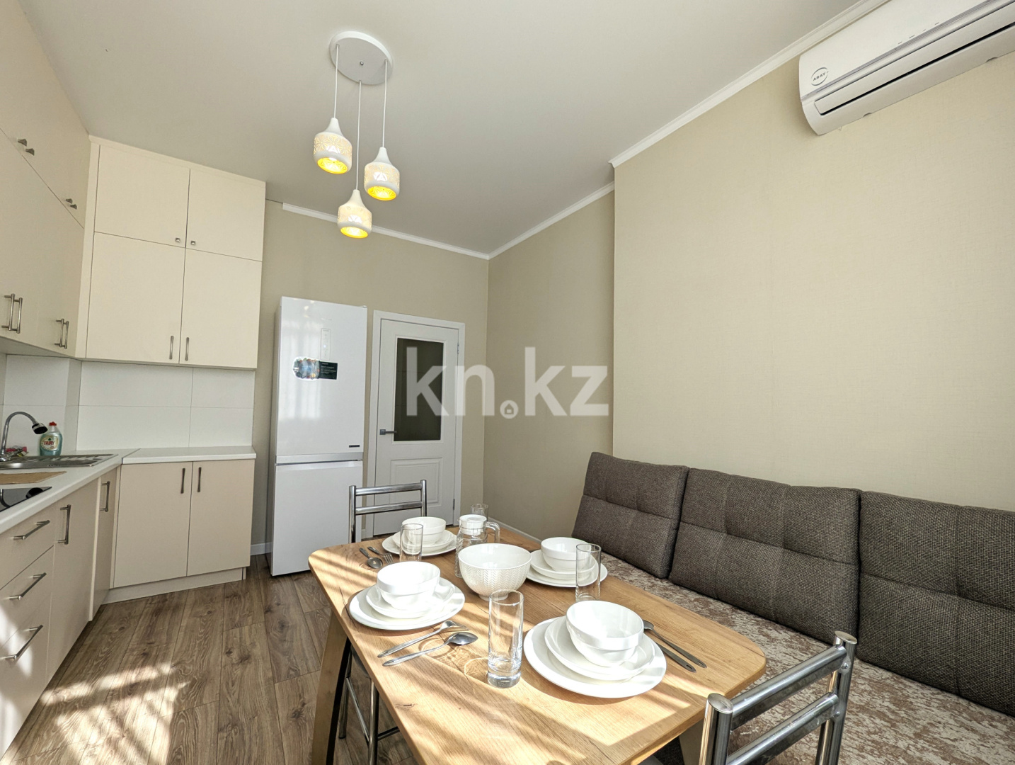 Аренда 1-комнатной квартиры посуточно, 45 м², ул. Торекулова, дом  95 - Сейфуллина - Аренда  однокомнатных квартир посуточно в Алматы фото 7 из 12