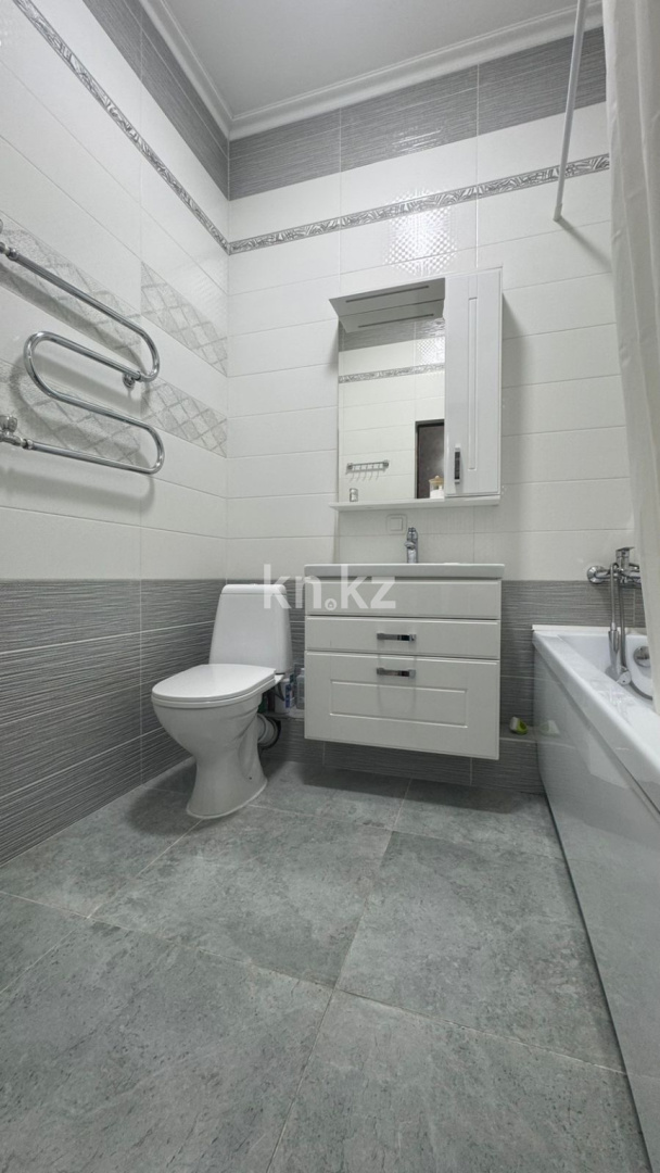 Продажа 3-комнатной квартиры, 98.2 м² в Астане - фото 10