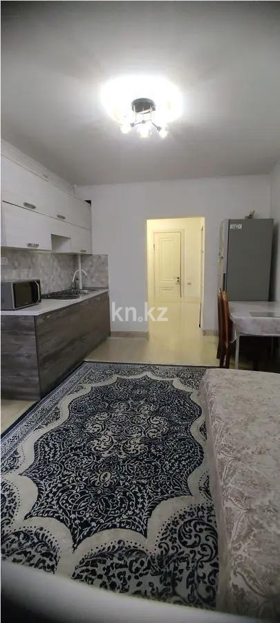Продажа 2-комнатной квартиры, 42 м², мкр-н Аксай-5, дом  25 в Алматы - фото 2