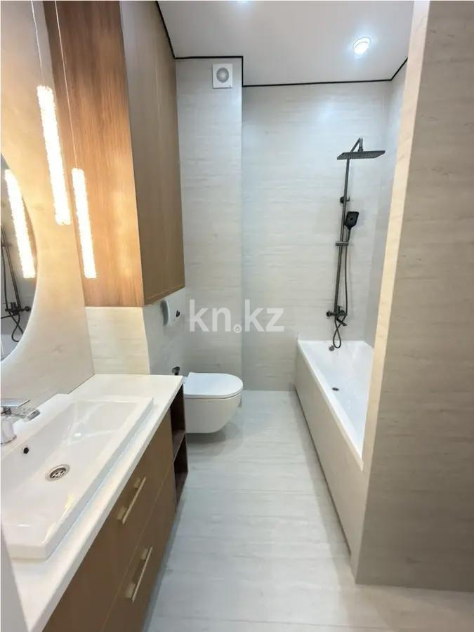 Продажа 3-комнатной квартиры, 65 м², ул. Е-36, дом  11 в Астане - фото 4