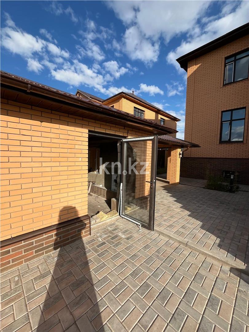 Продажа 7-комнатного дома, 400 м² - Продажа домов, коттеджей в Казахстане фото 10 из 17
