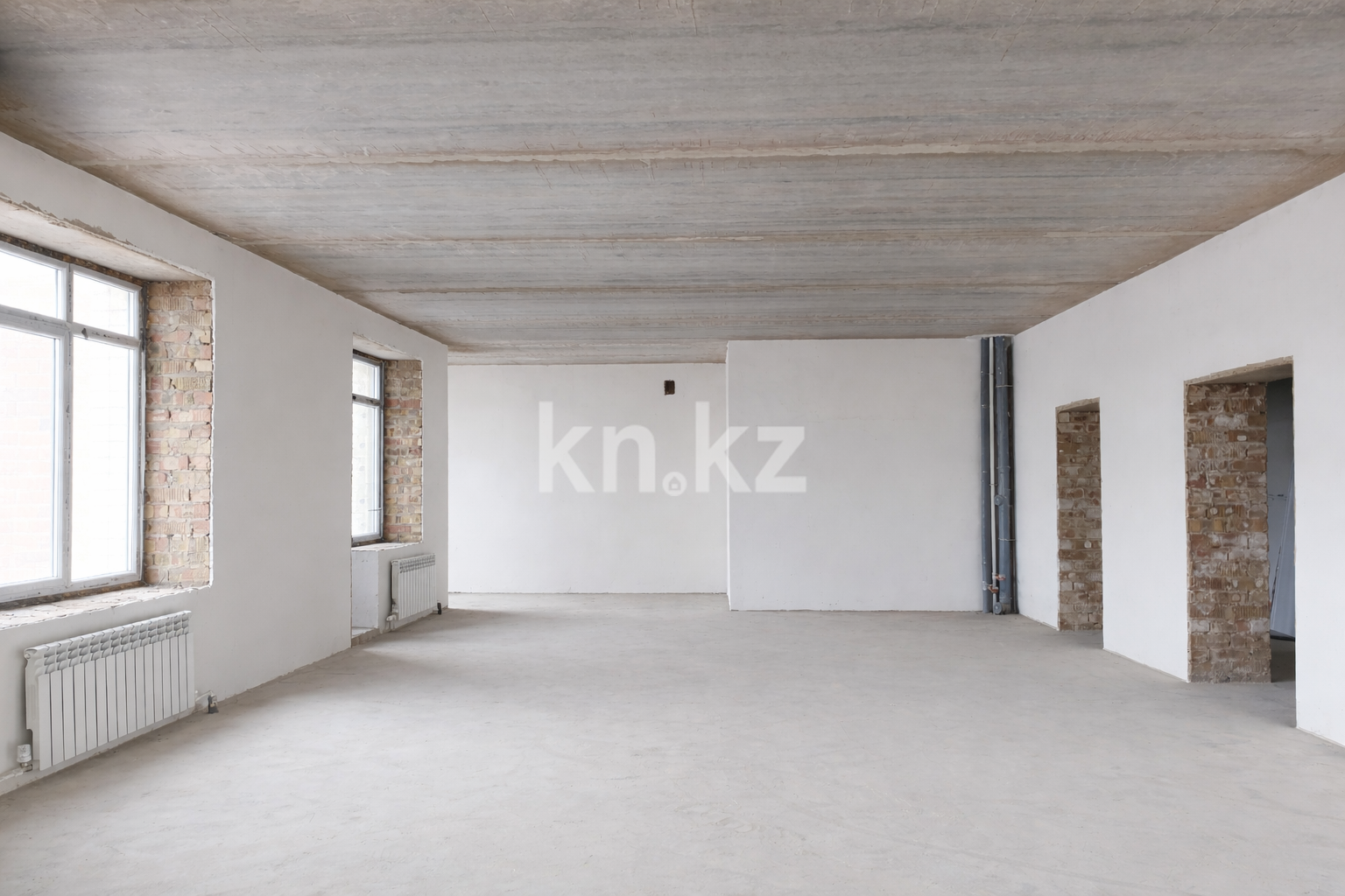 Продажа 4-комнатной квартиры, 133 м² - Продажа квартир в кирпичном доме в Казахстане фото 7 из 12