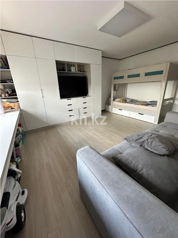 Продажа 3-комнатной квартиры, 90 м², ул. Бухар жырау, дом  20б - Продажа  трехкомнатных квартир в новостройках Астаны без посредников фото 1 из 5
