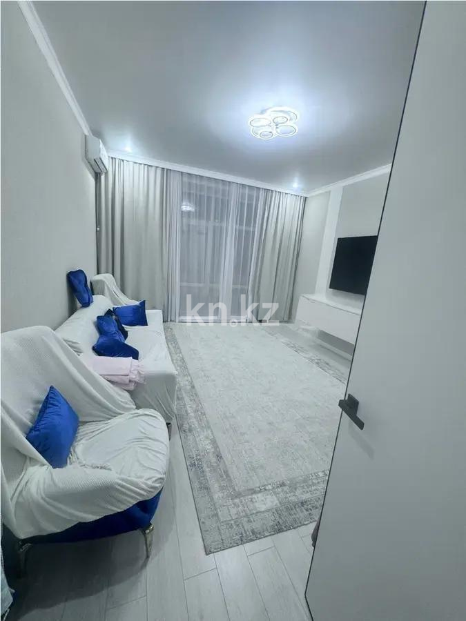 Продажа 3-комнатной квартиры, 93 м², ул. Гапеева, дом  16/2 - Продажа  трехкомнатных квартир в новостройках Караганды без посредников фото 1 из 5