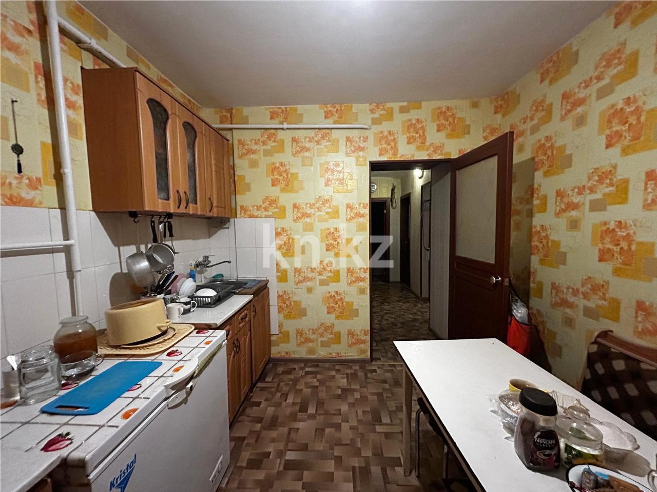 Продажа 3-комнатной квартиры, 65 м², ул. Гапеева - Продажа  трехкомнатных квартир в Караганде фото 9 из 15