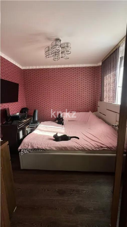 Продажа 4-комнатной квартиры, 60 м², мкр-н 14, дом  24 - Продажа  четырехкомнатных квартир в Караганде с фото фото 1 из 7