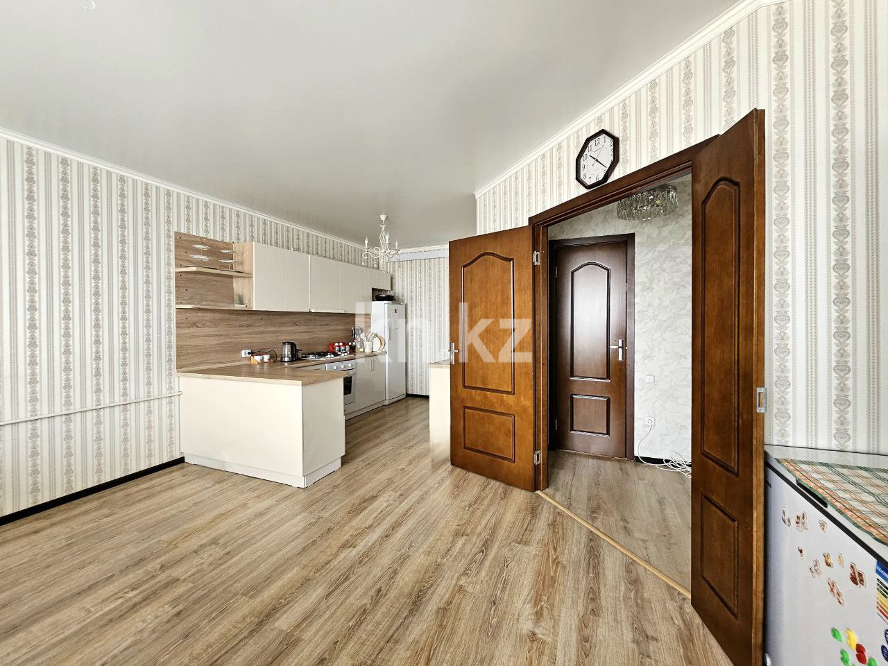 Продажа 3-комнатной квартиры, 130.4 м² - Продажа недвижимости в Костанае фото 3 из 25