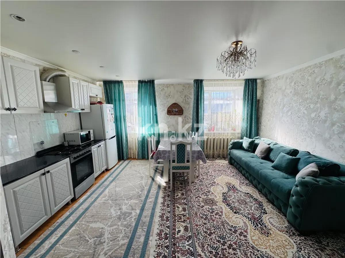 Продажа 3-комнатной квартиры, 64 м², ул. Рыскулбекова, дом  27 - Продажа квартир в Астане без посредников фото 1 из 10