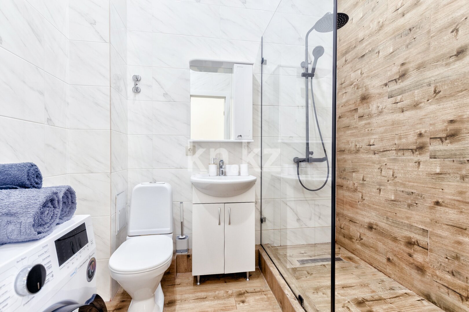 Аренда 1-комнатной квартиры посуточно, 53 м² в Астане - фото 17