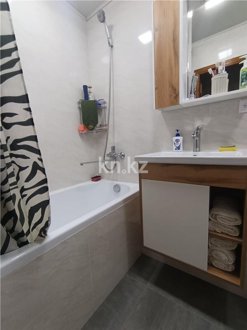 Продажа 4-комнатной квартиры, 95 м² - Продажа квартир в Городе Караганды - страница 10 фото 7 из 16