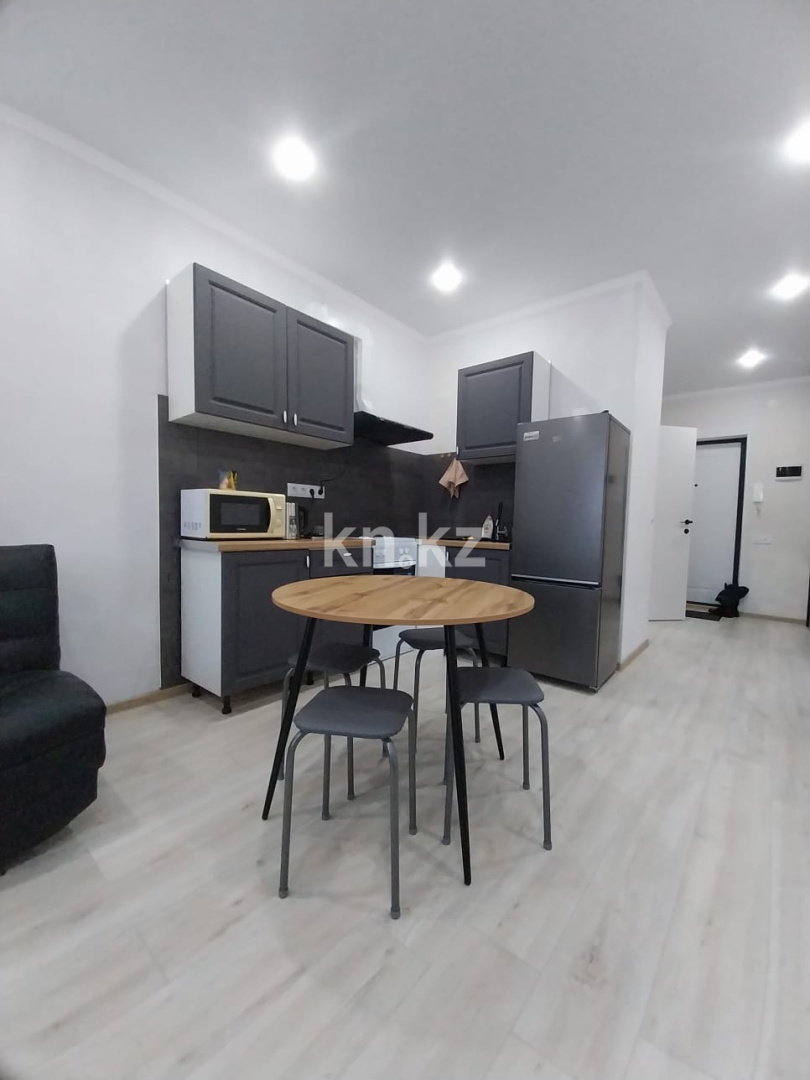 Аренда 2-комнатной квартиры, 47 м² - Аренда квартир помесячно в Астане - страница 3 фото 1 из 9