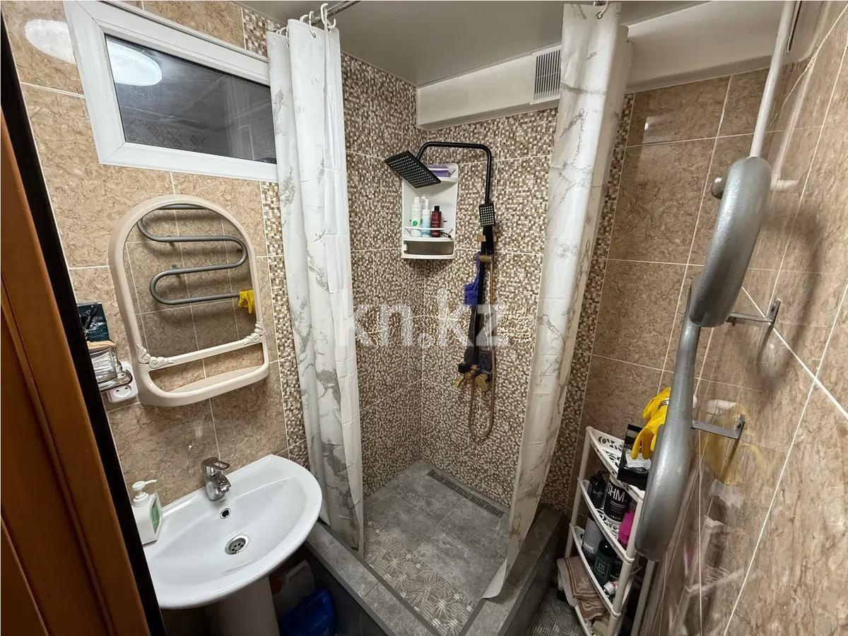 Продажа 2-комнатной квартиры, 45 м², ул. Вагонная, дом  1 в Караганде - фото 4