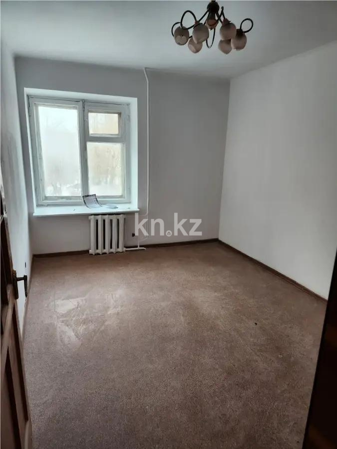 Продажа 4-комнатной квартиры, 76 м², пр. Абылай хана, дом  12/2 в Астане - фото 2