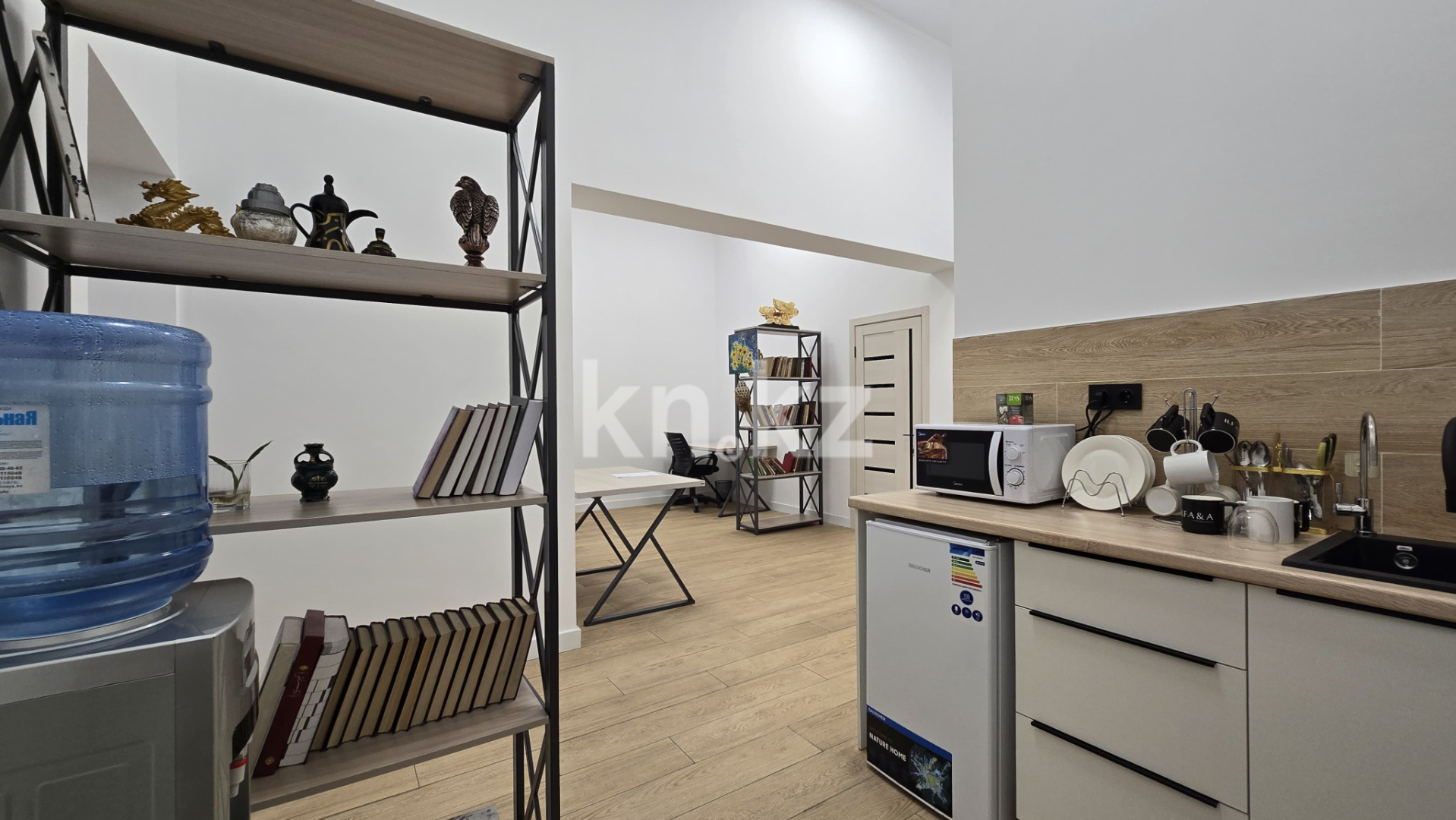 Продажа , 260 м², ул. Митина, дом  4 - Достык - Продажа офисных и торговых помещений в Алматы с фото фото 34 из 40