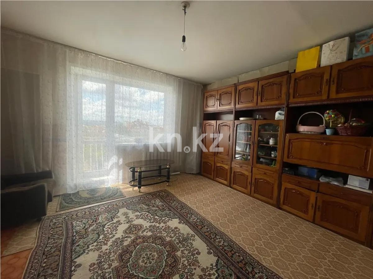 Продажа 3-комнатной квартиры, 64 м² в Караганде