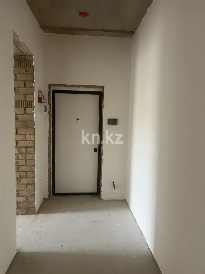 Продажа 2-комнатной квартиры, 70 м², ул. Е-15, дом  16 в Астане - фото 3