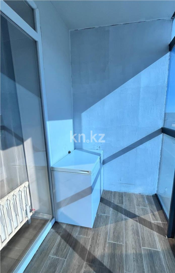 Продажа 4-комнатной квартиры, 94 м², ул. Муканова - Продажа  четырехкомнатных квартир в Караганде фото 9 из 37