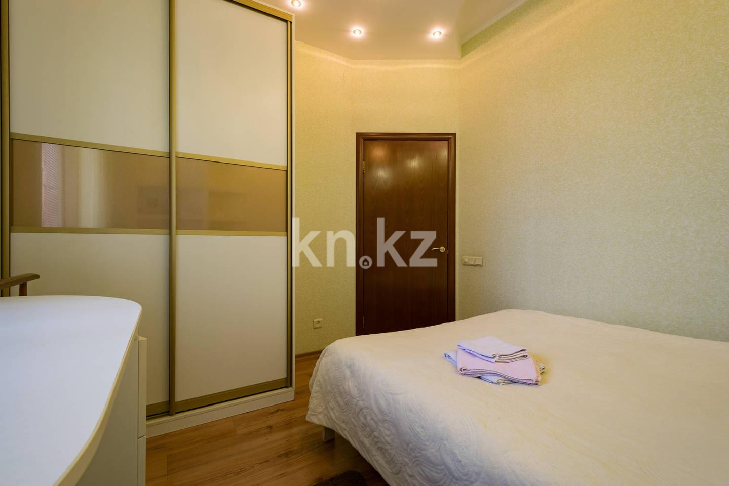 Аренда 2-комнатной квартиры посуточно, 63 м², Сейфуллина, дом  3/2 - ул. Тимирязева в Алматы - фото 8