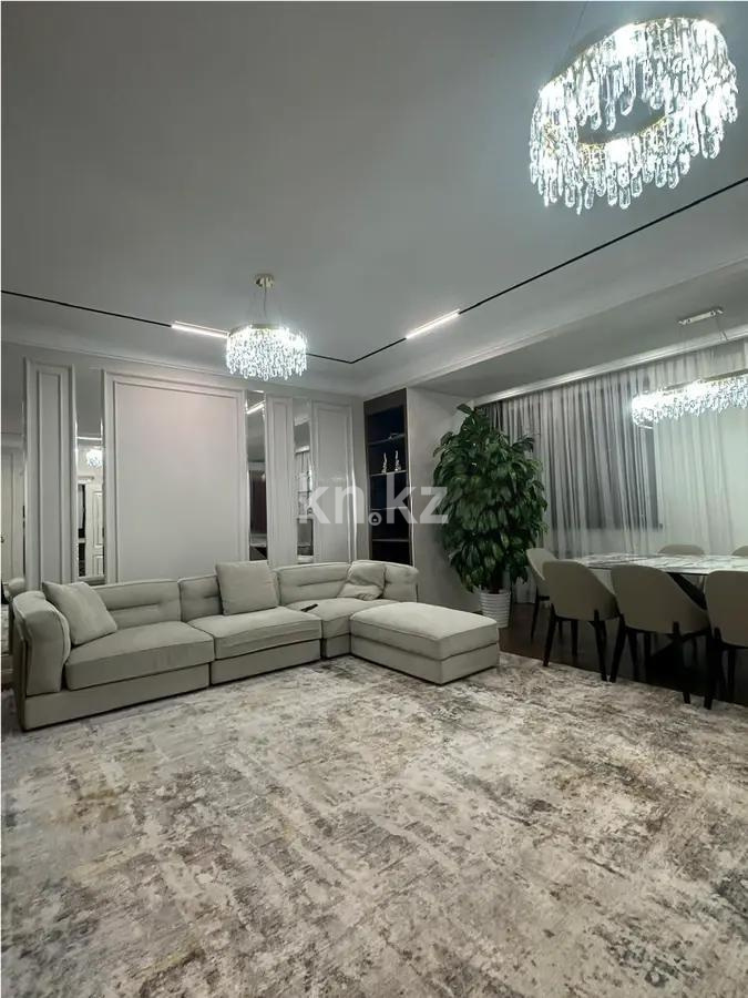 Продажа 4-комнатной квартиры, 200 м², пр. Аль-Фараби, дом  1а - Продажа  четырехкомнатных квартир в Алматы фото 1 из 9