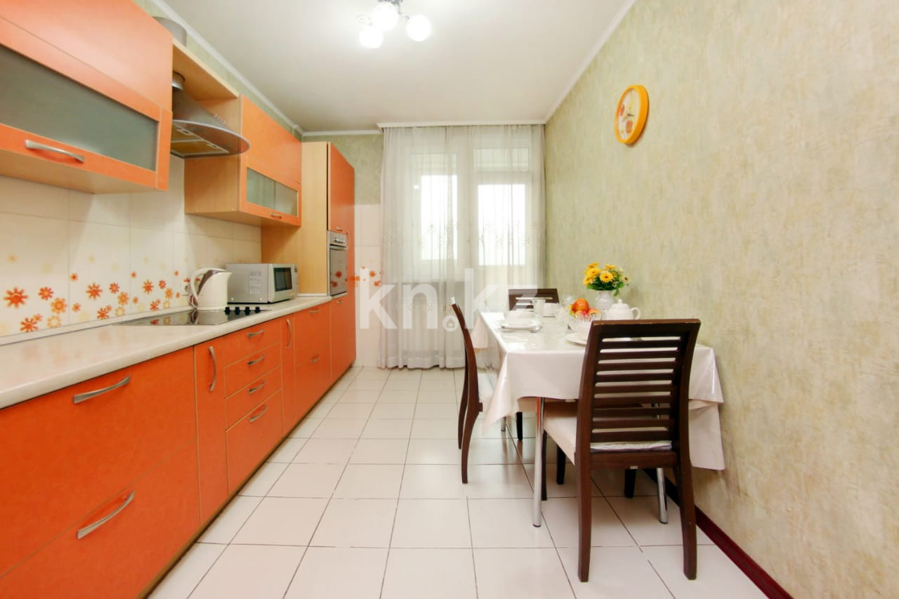 Аренда 2-комнатной квартиры посуточно, 70 м², ул. Хусаинова, дом  225 - Аренда  двухкомнатных квартир посуточно в Алматы с фото фото 15 из 24