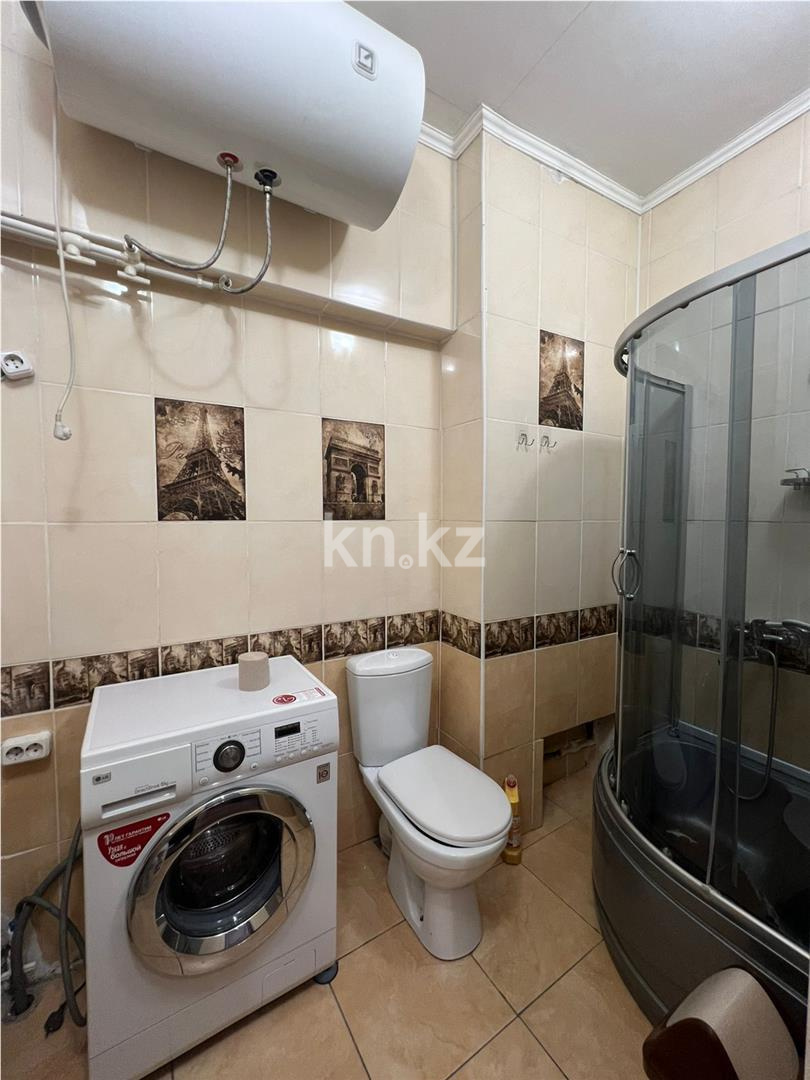 Продажа 3-комнатной квартиры, 64 м², ул. Магнитогорская, дом  16 в Караганде - фото 12