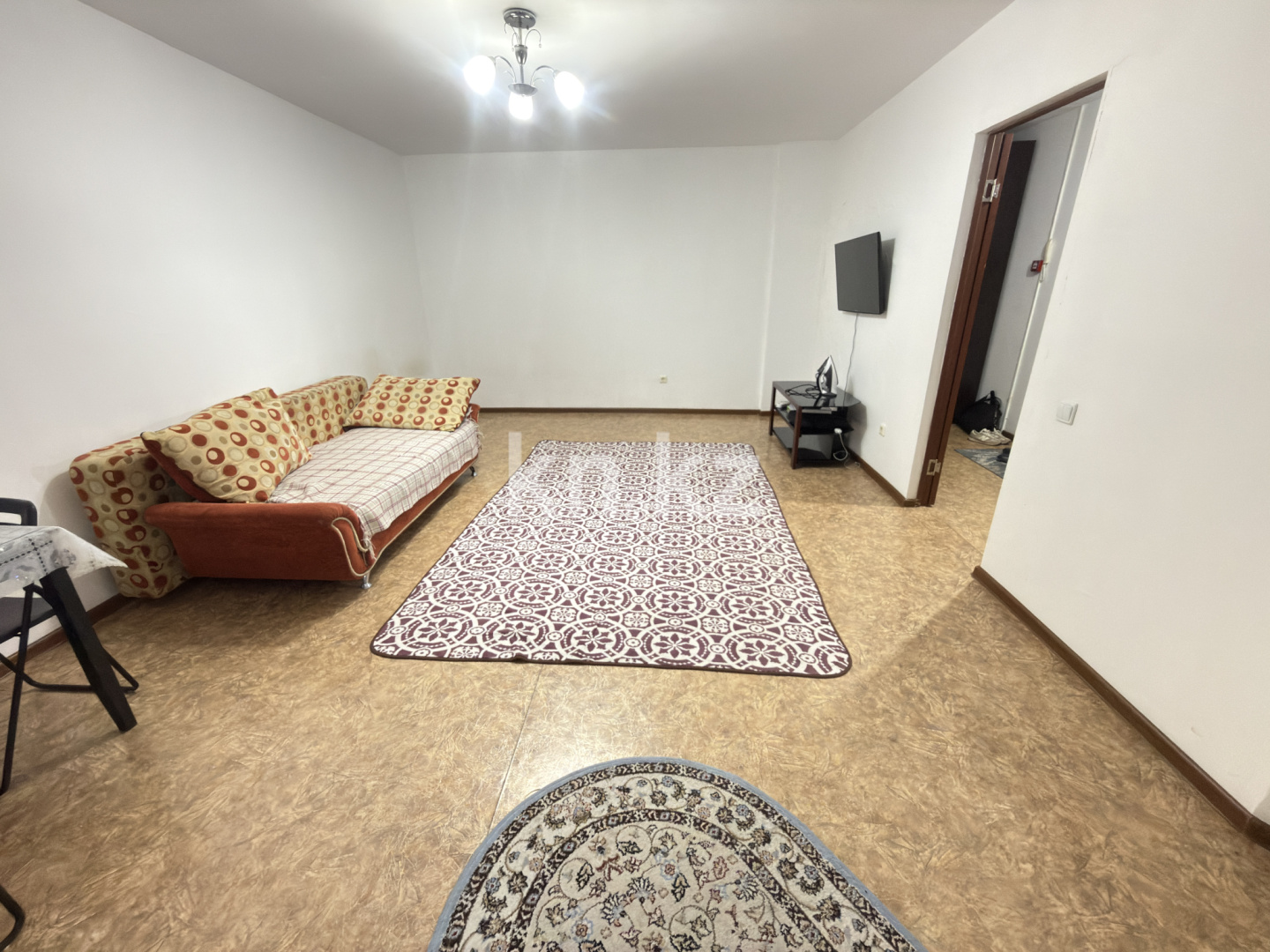 Продажа 1-комнатной квартиры, 41 м² - Продажа однокомнатных квартир в кирпичном доме в Караганде фото 1 из 19