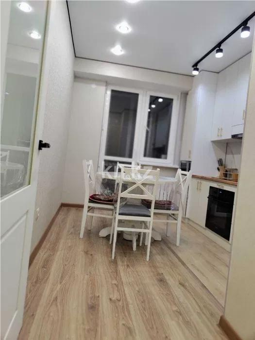 Продажа 2-комнатной квартиры, 63 м², ул. Есенова, дом  160/3 в Алматы - фото 3