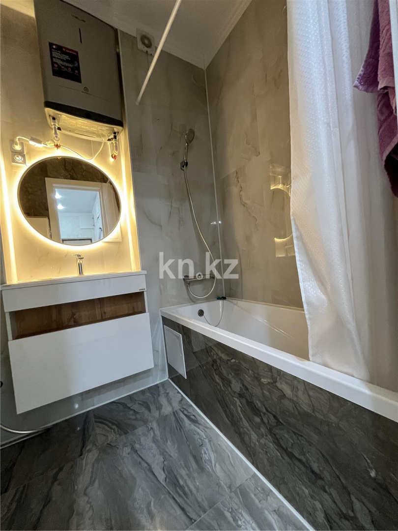 Продажа 2-комнатной квартиры, 64 м², ул. Ашимова - Продажа квартир в Караганде фото 14 из 23