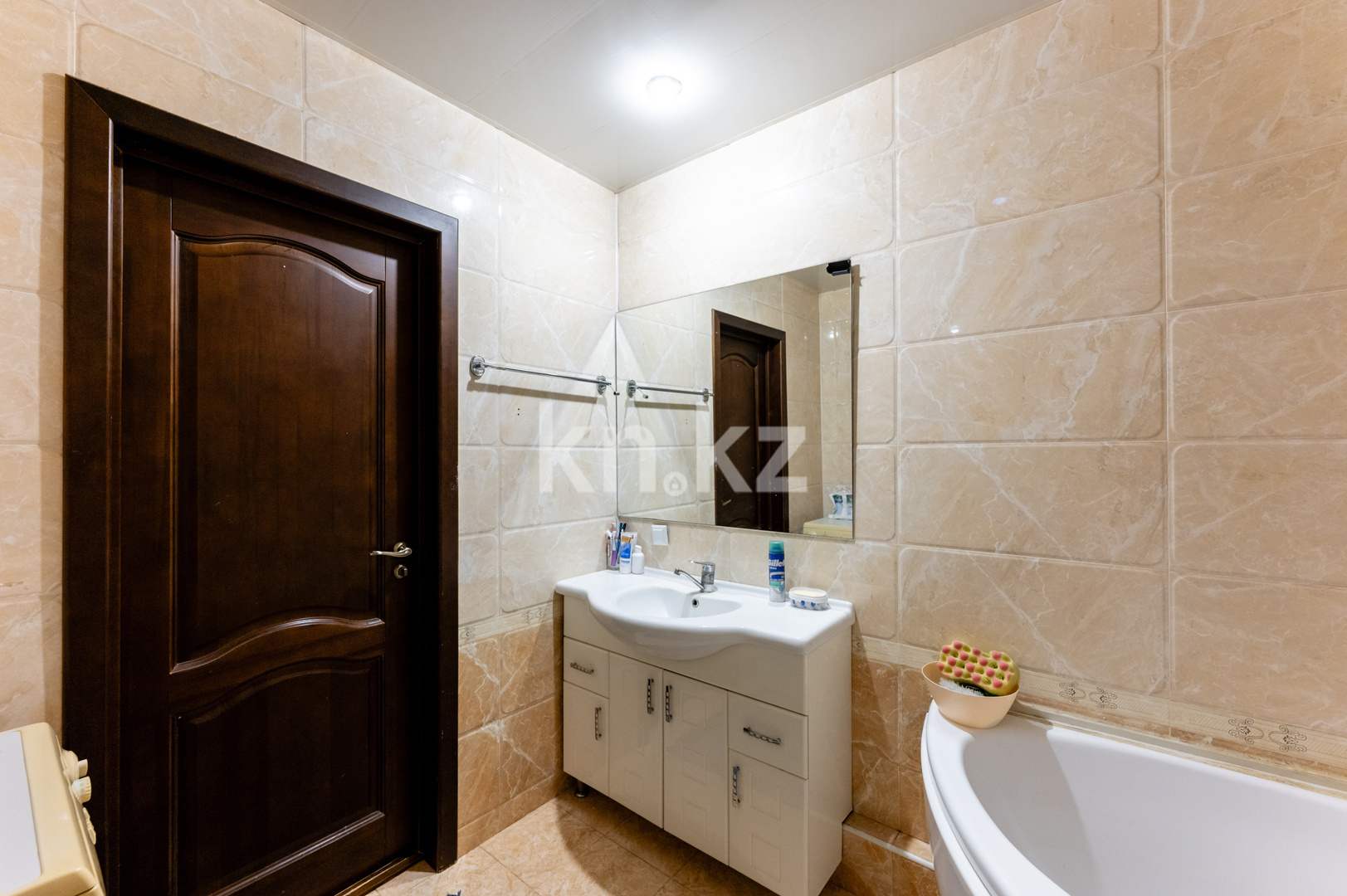 Продажа 2-комнатной квартиры, 70 м², ул. Кенесары, дом  52 - Продажа домов, коттеджей в Костанае фото 20 из 28