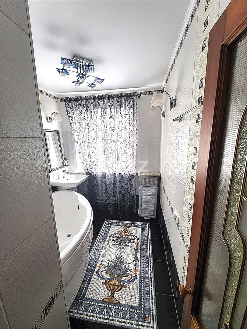 Продажа 4-комнатной квартиры, 85 м², ул. Гапеева - Продажа  четырехкомнатных квартир в Караганде фото 11 из 15