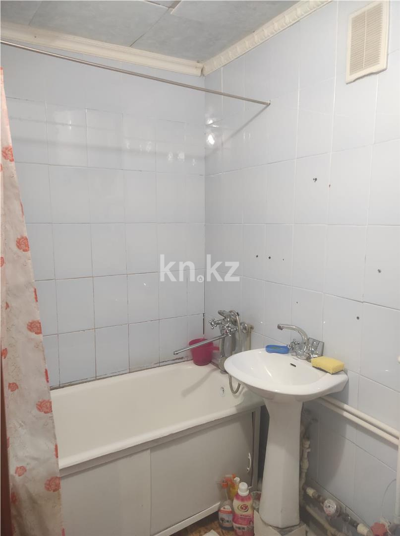 Продажа 3-комнатной квартиры, 56 м², ул. Абая - Продажа квартир в Темиртау фото 5 из 9