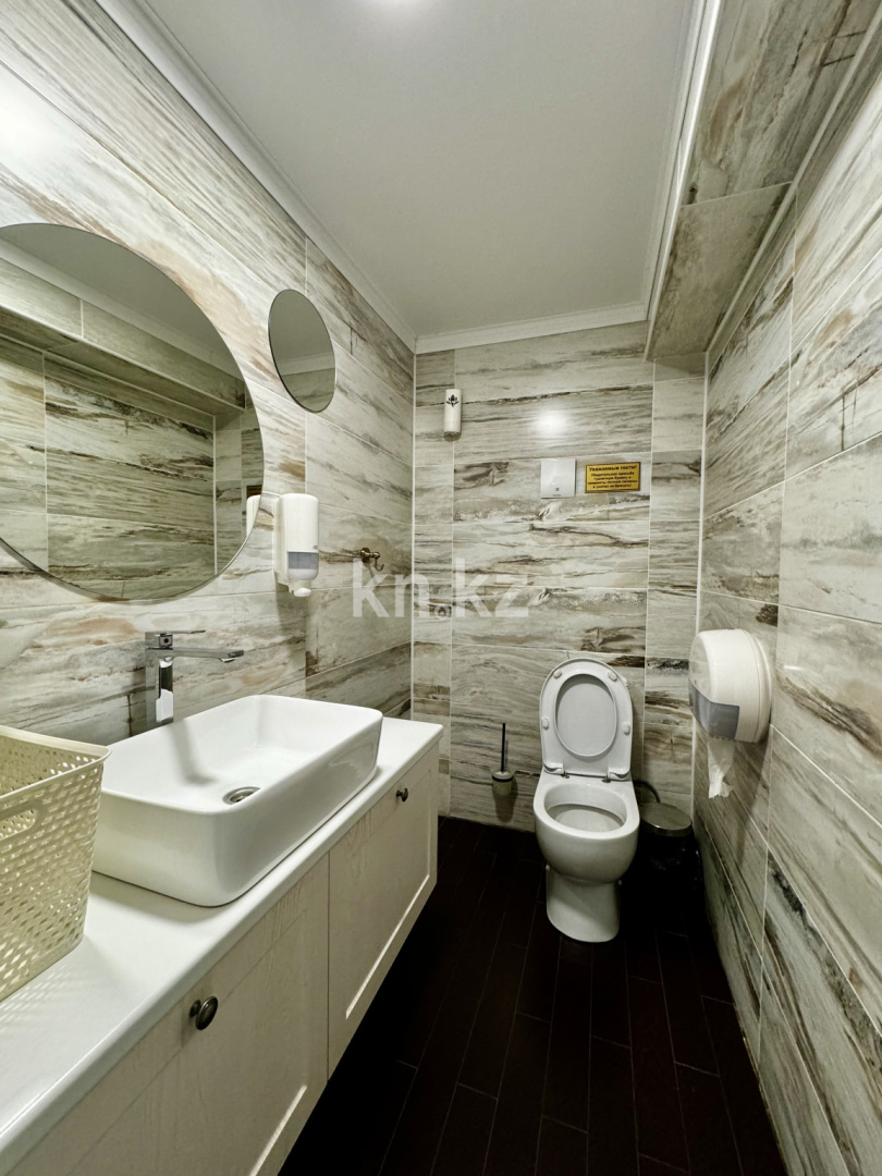 Продажа , 300 м², ул. Чкалова - Продажа офисных и торговых помещений в Караганде фото 13 из 17