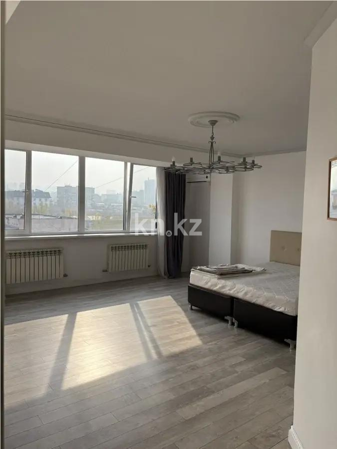 Продажа 3-комнатной квартиры, 100 м², ул. Казыбек би, дом  53 в Алматы - фото 2