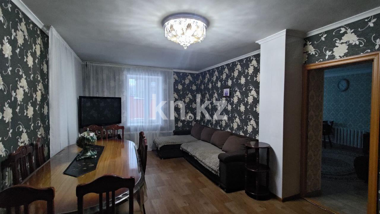 Продажа 6-комнатного дома, 300 м², ул. Экибастузская - Продажа домов, коттеджей в Караганде с фото фото 8 из 29