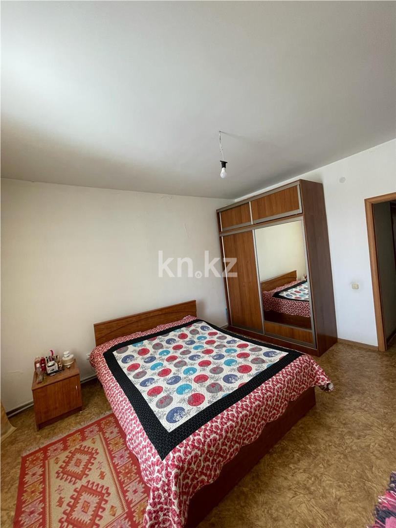 Продажа 3-комнатной квартиры, 87 м², пр. Шахтеров в Караганде - фото 4