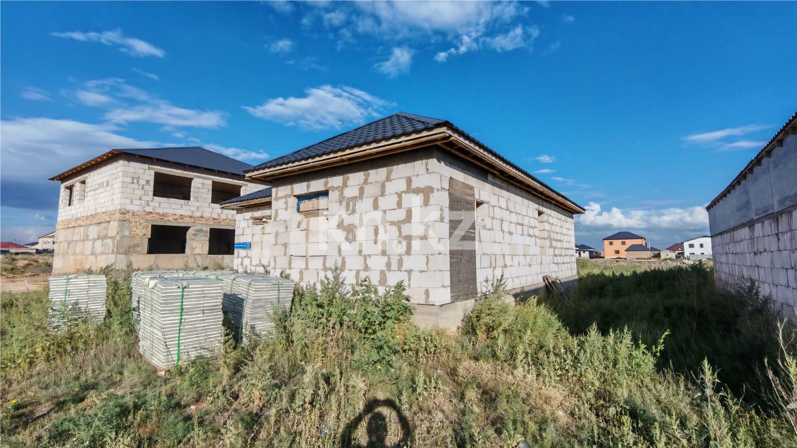 Продажа 4-комнатного дома, 120 м², ул. Жандарбековой - Продажа домов, коттеджей в Караганде фото 3 из 8