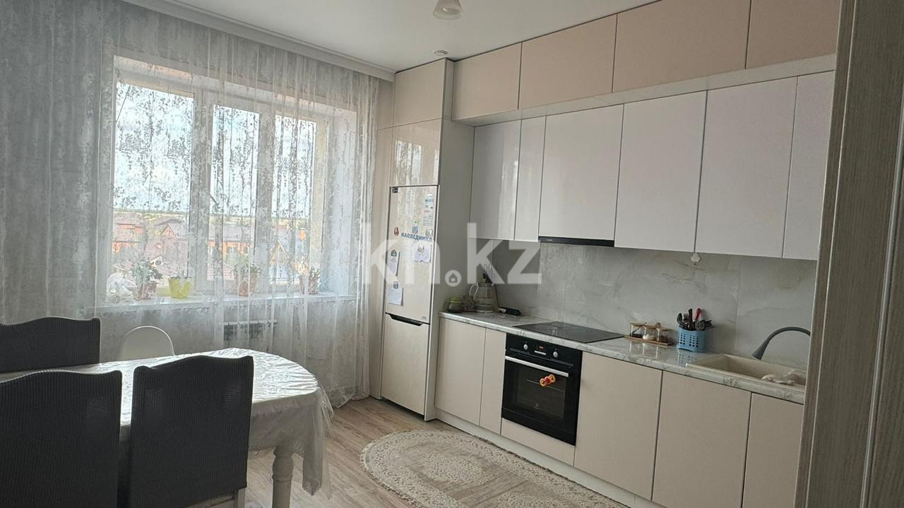 Продажа 3-комнатной квартиры, 84 м², ул. Муканова, дом  51/8 в Караганде - фото 22