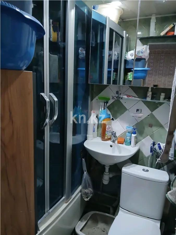 Продажа 3-комнатной квартиры, 60 м², мкр-н 10, дом  22 в Алматы - фото 5