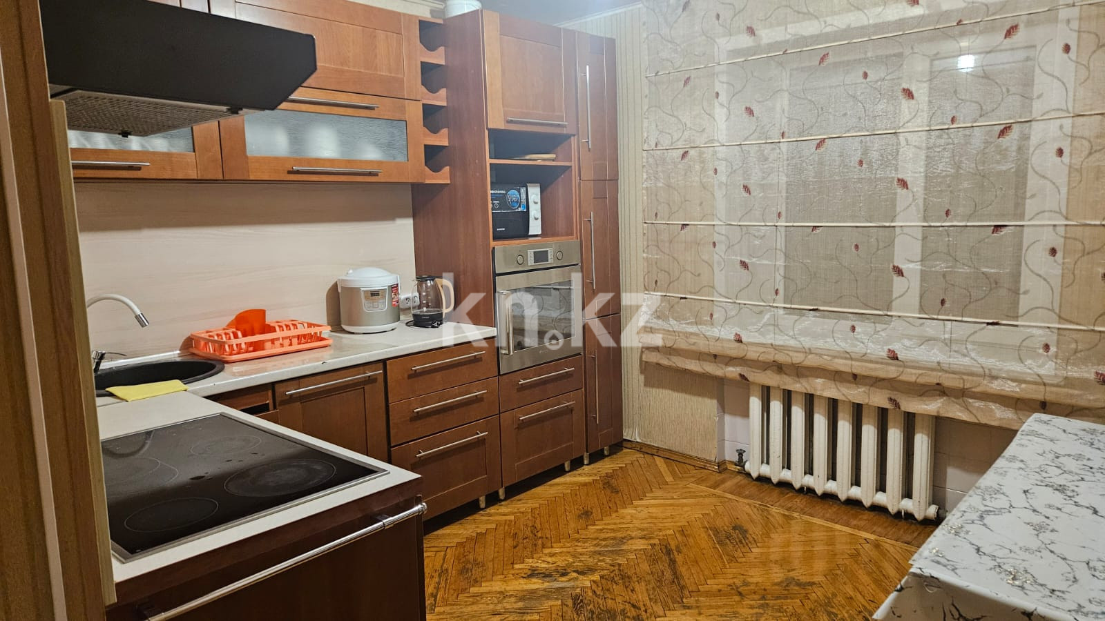 Аренда 4-комнатной квартиры посуточно, 110 м², пр. Момышулы, дом  54/1 - Аренда жилой и коммерческой недвижимости в Темиртау фото 6 из 40