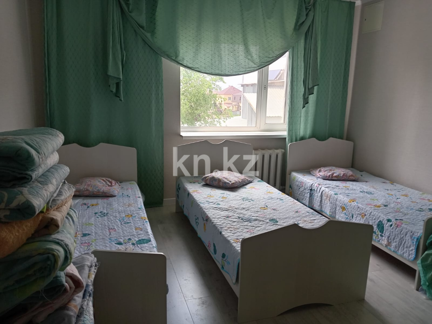 Аренда 8-комнатного дома, 300 м², ул. Кунгей, дом  1 - Аренда домов в Караганде без посредников фото 4 из 7